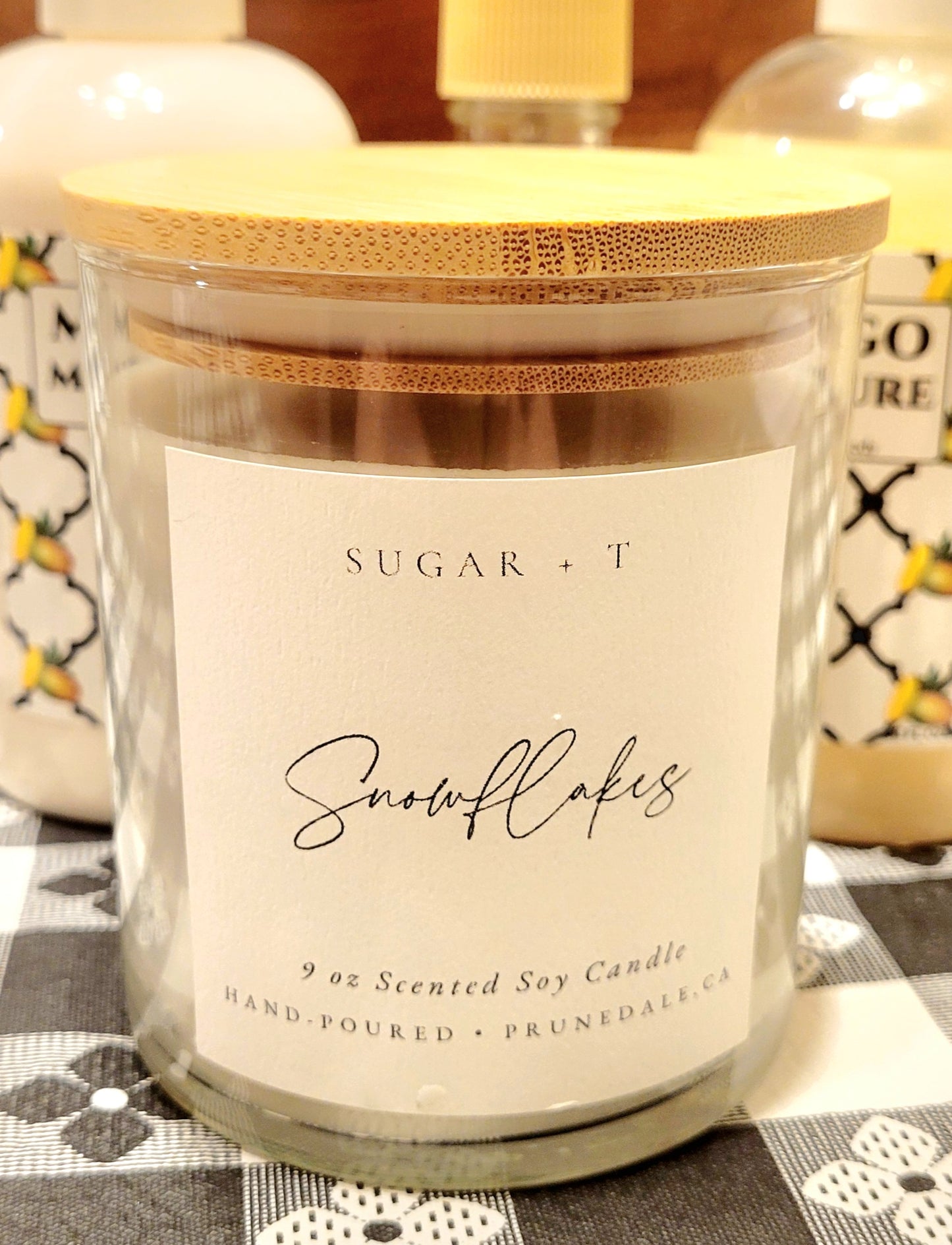 Sugar & T Snowflakes 9 oz Candle