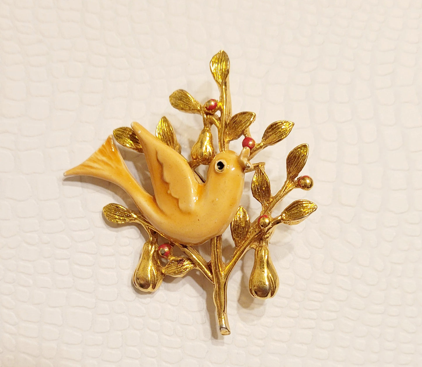 Vintage 1960s ART enamel Partridge in a Pear Tree Brooch